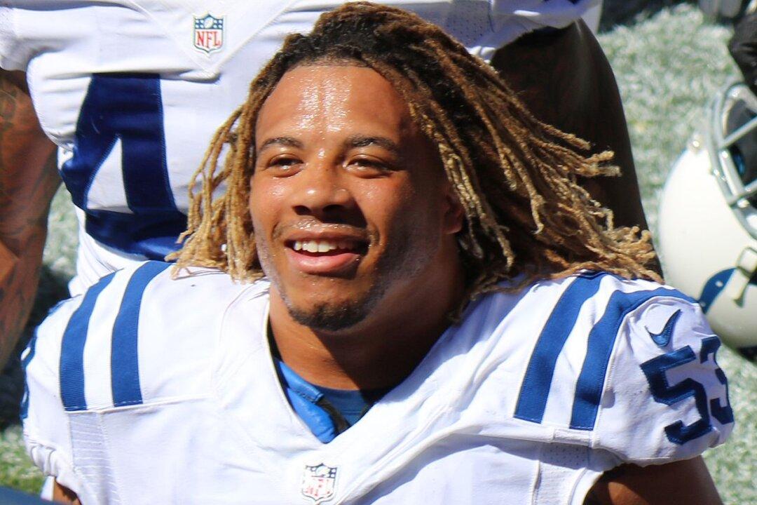Indianapolis Colts Player Edwin Jackson Killed in Car Crash: Police