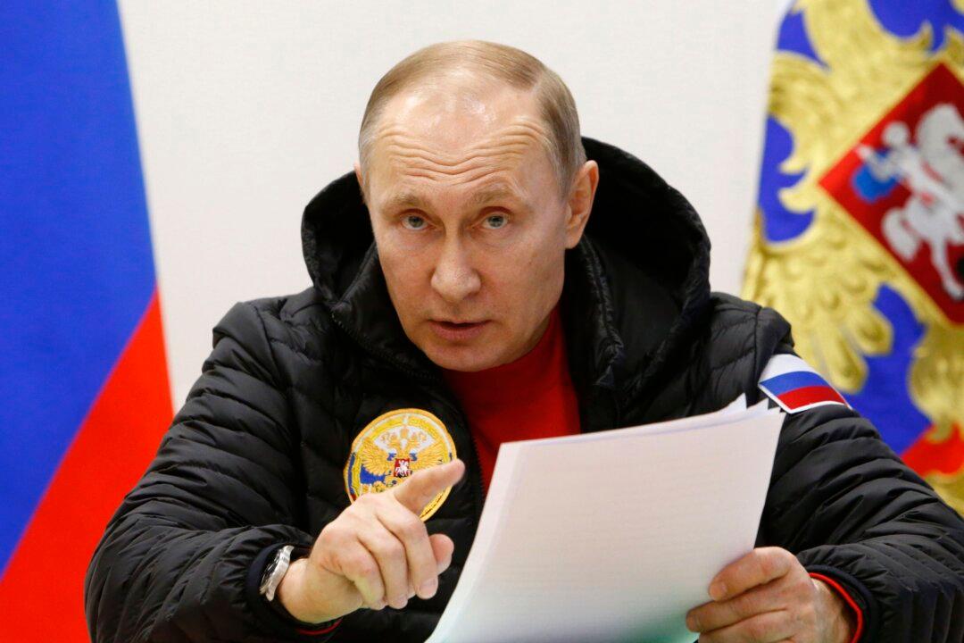 Russia Deploys Nuclear-Capable Missiles at Polish Border