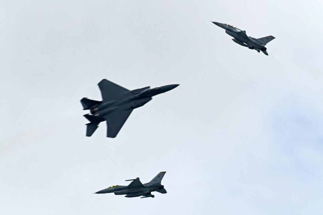 US Promotes Weapons Sales in Southeast Asia Amid China’s Encroaching Influence in Region