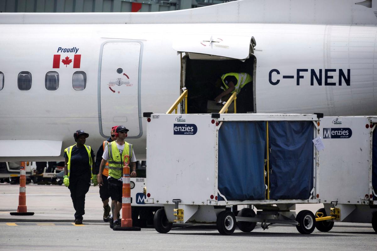 Plane Turns Around, Flies Back to Canada After Passenger Claims to Have Coronavirus: Police