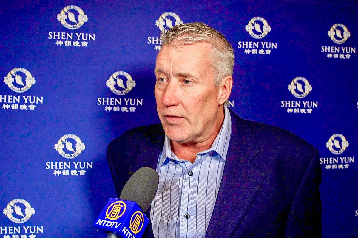 Shen Yun Is ‘Human Poetry in Motion,’ Retired Physician Says