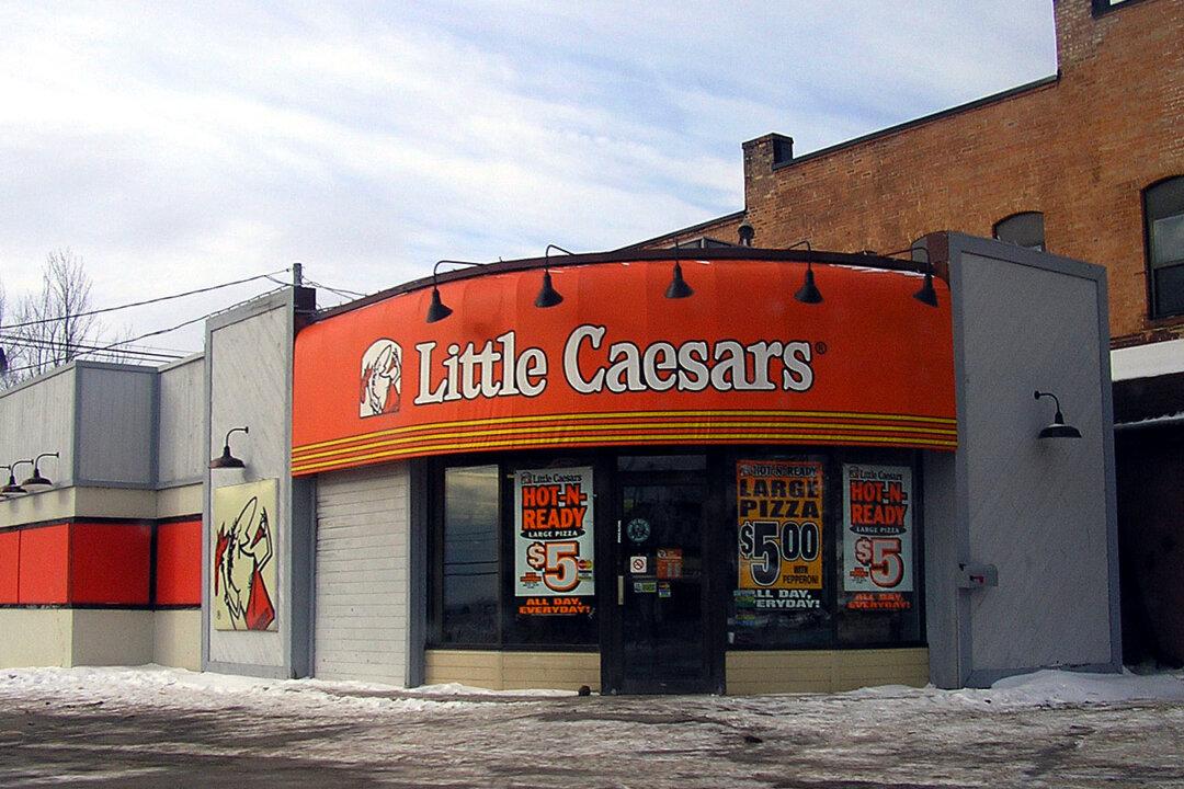 Little Caesars Fires Two Employees for Refusing Service to Police Sergeant