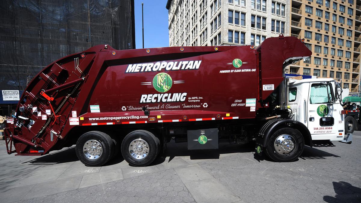 New York City Sanitation Worker’s $285,000 Pension Is More Than Twice His Salary