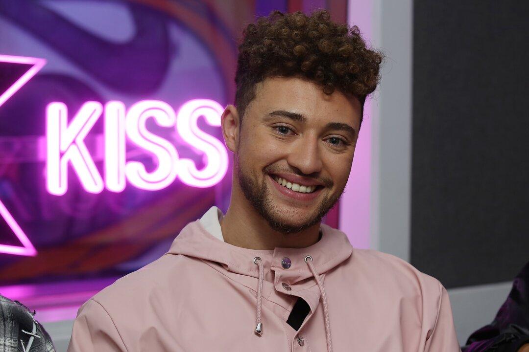 UK School Bans ‘Meet Me at McDonald’s’ Haircut