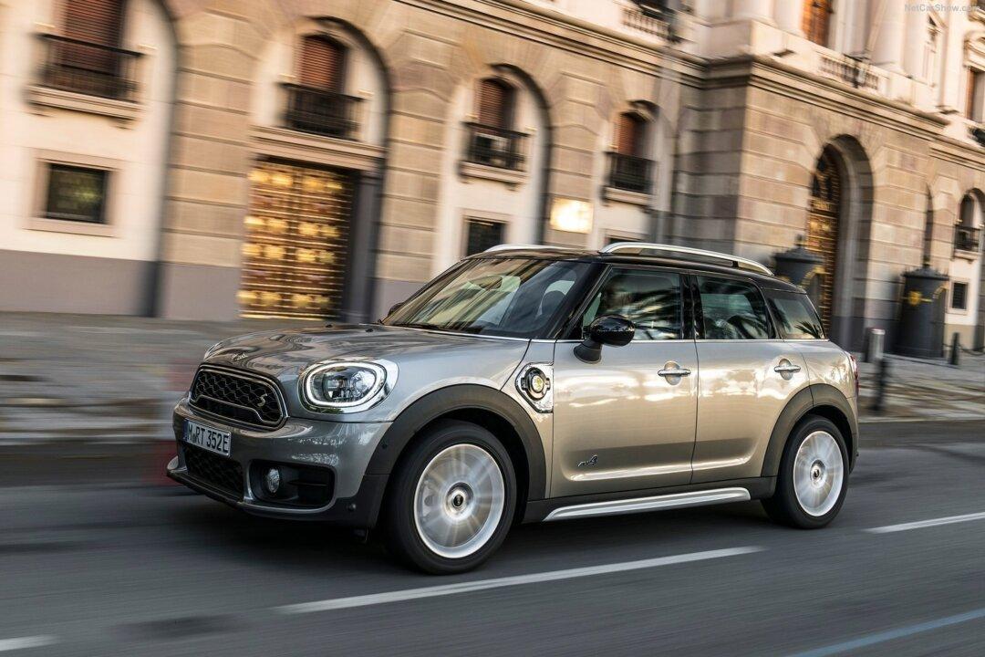 2018 Mini Cooper S E Countryman ALL4 Plug-In Hybrid