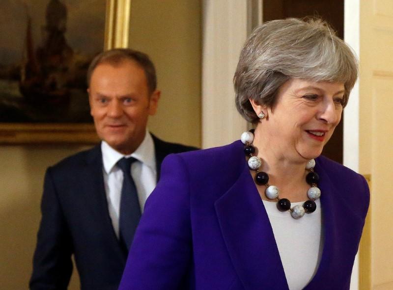 As May Readies Trade Speech, Tusk Sees Difficulties