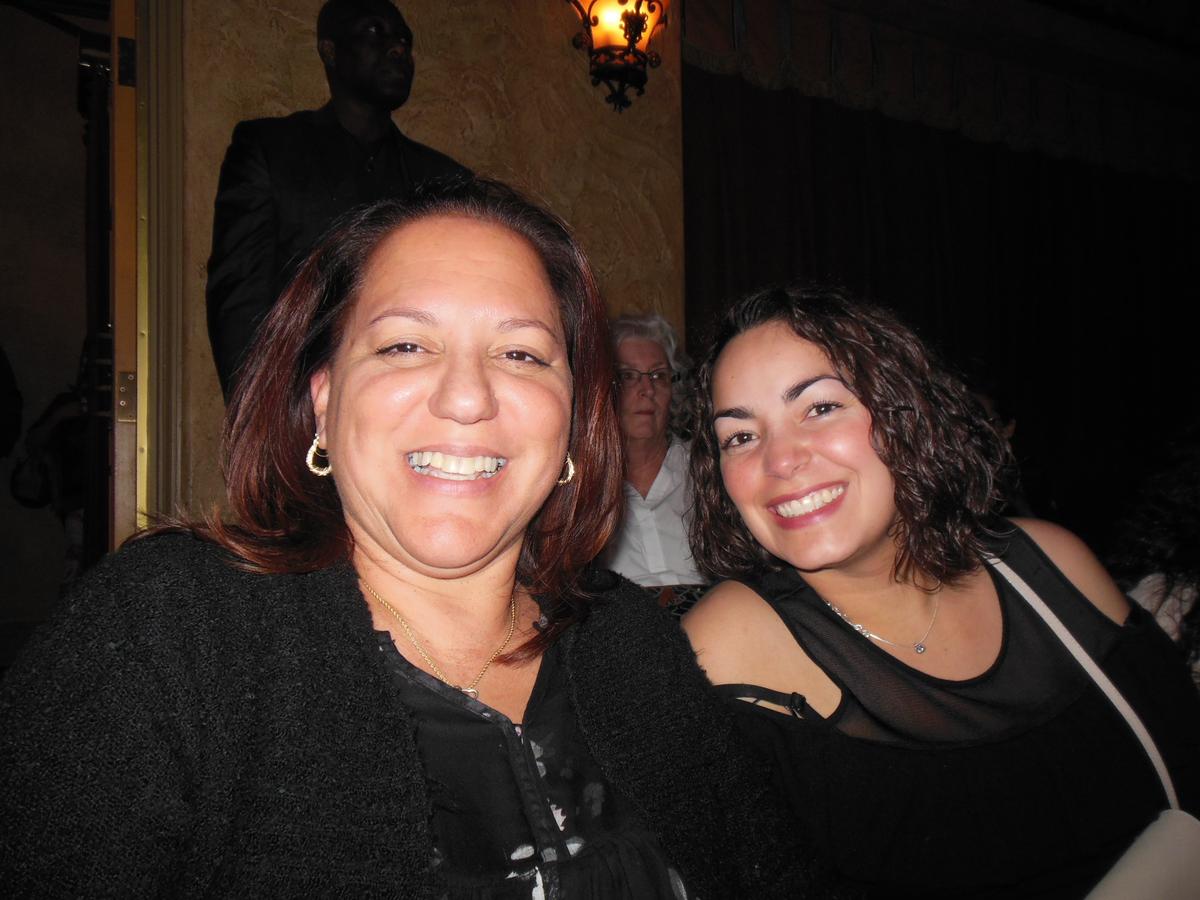 Analyst Finds Shen Yun’s Costumes Beautiful