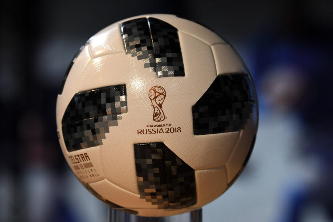 After Car Crash, Chinese Pedestrians Leave Russian Soccer Player to Die on Busy Street