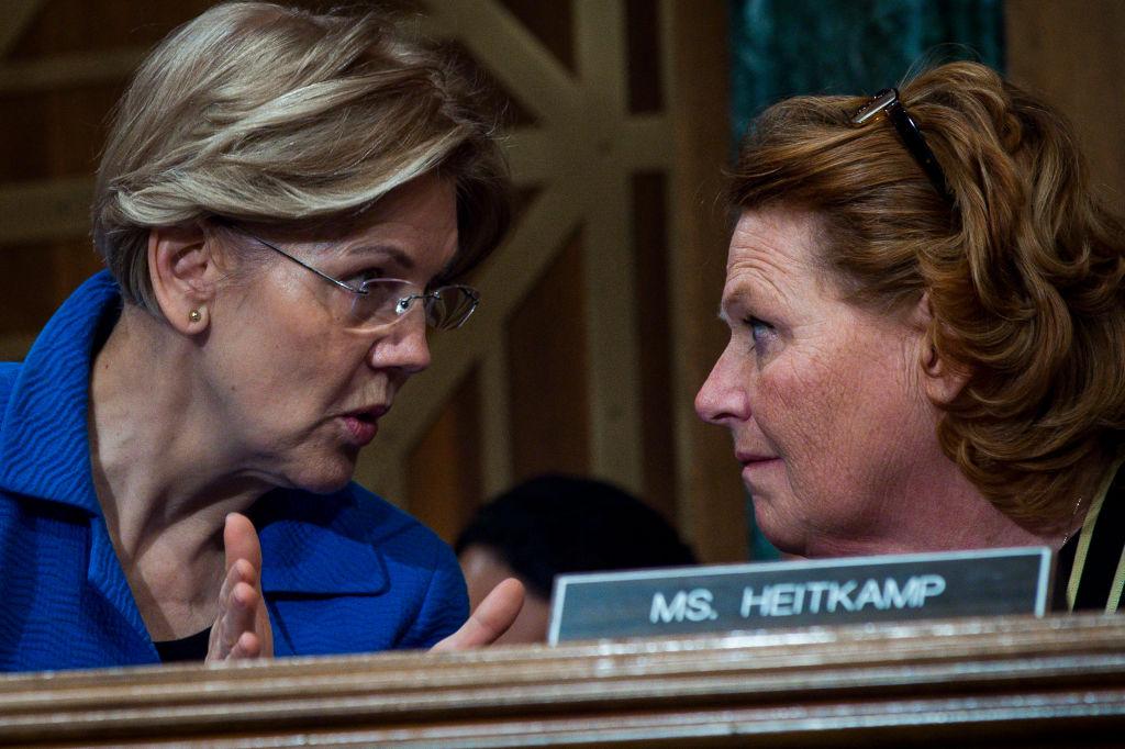 Fight Over Bank Deregulation Splits Democrats