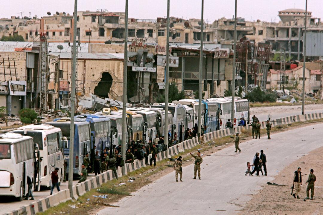 Syrian Army Targets South Damascus Insurgent Enclave