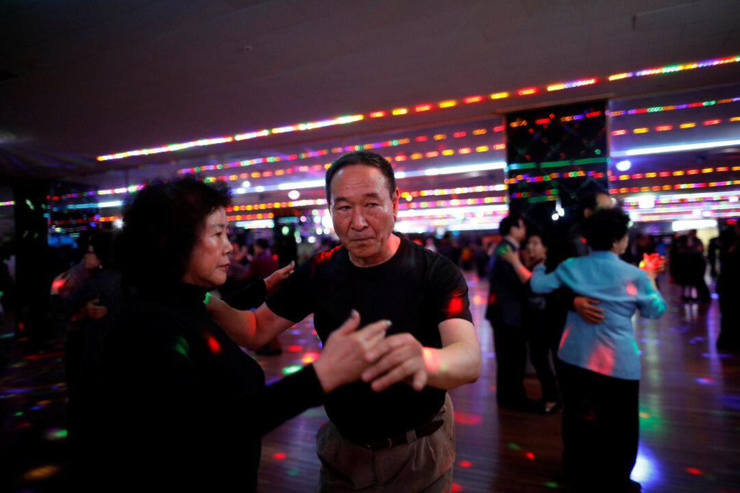 In Daytime Discos, South Korea’s Elderly Find Escape From Anxiety