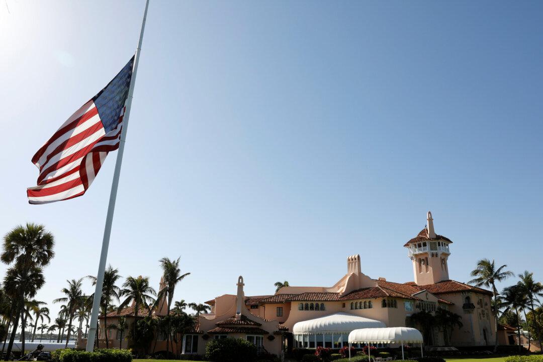 Chinese Woman Arrested at Trump’s Mar-a-Lago Resort Appears in Florida Court