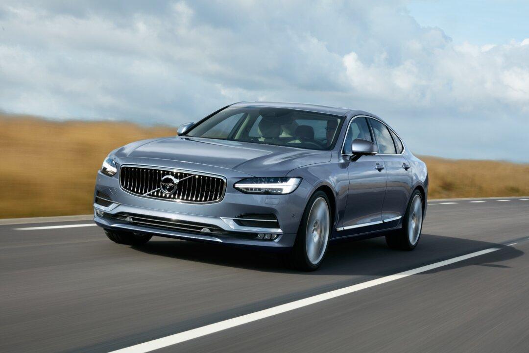 2018 Volvo S90 T6 AWD Inscription