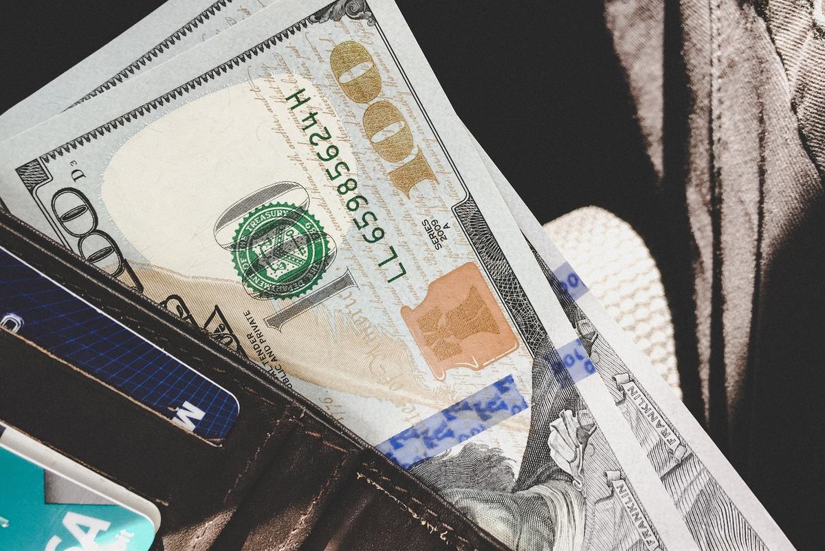 Wage Growth Rate Fastest in a Decade, Beating Expectations