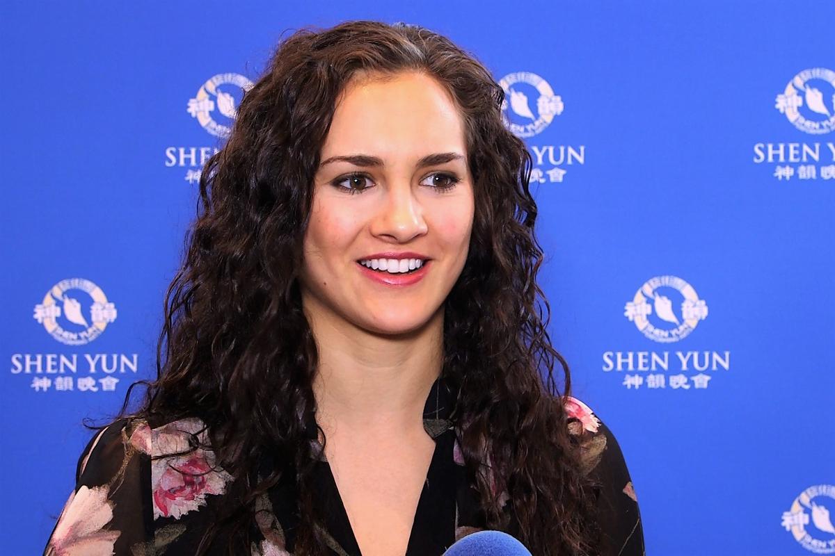 Professional Dancer Impressed by Shen Yun Dancers’ Grace, Precision