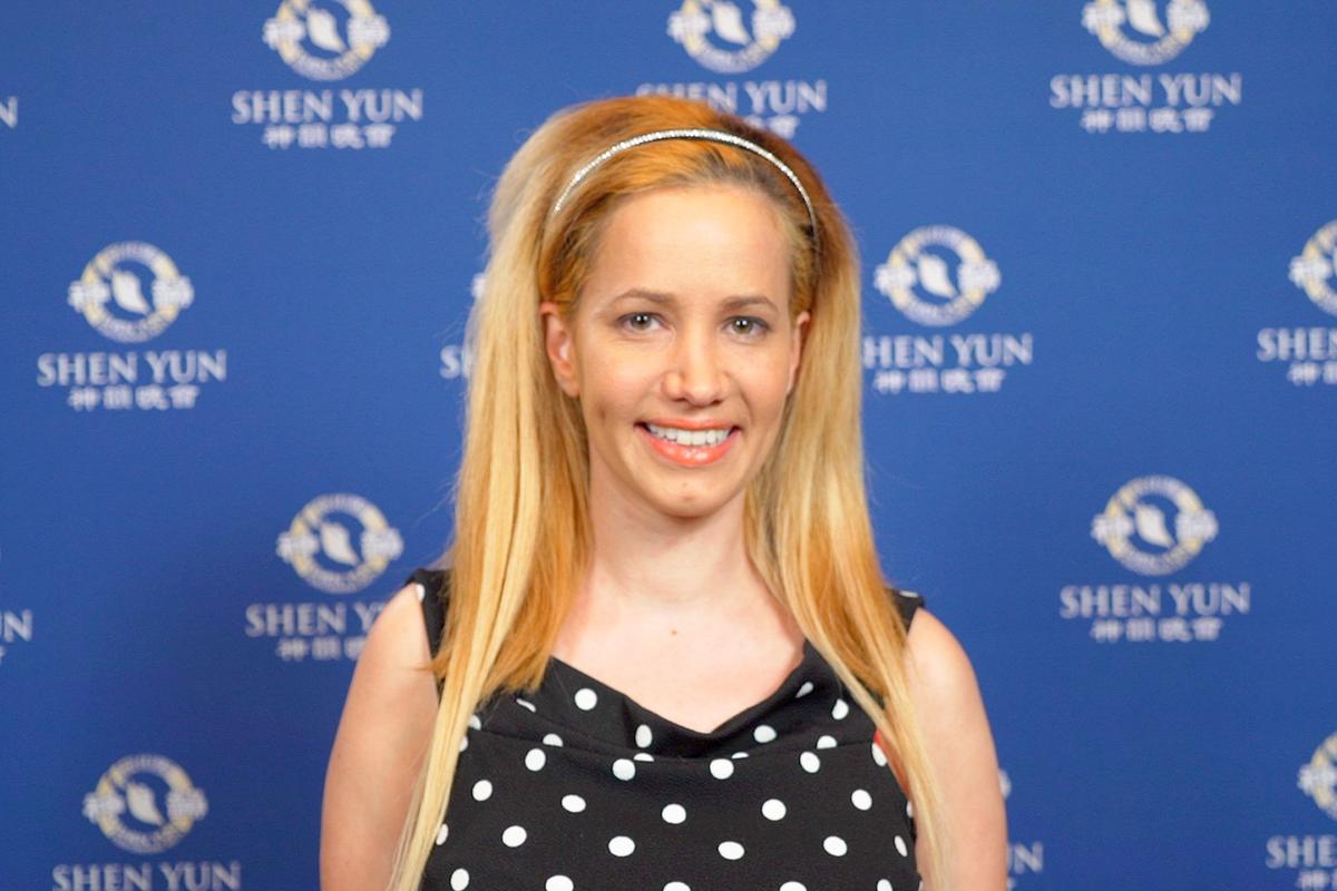 Musical Director Inspired by the Choreography at Shen Yun