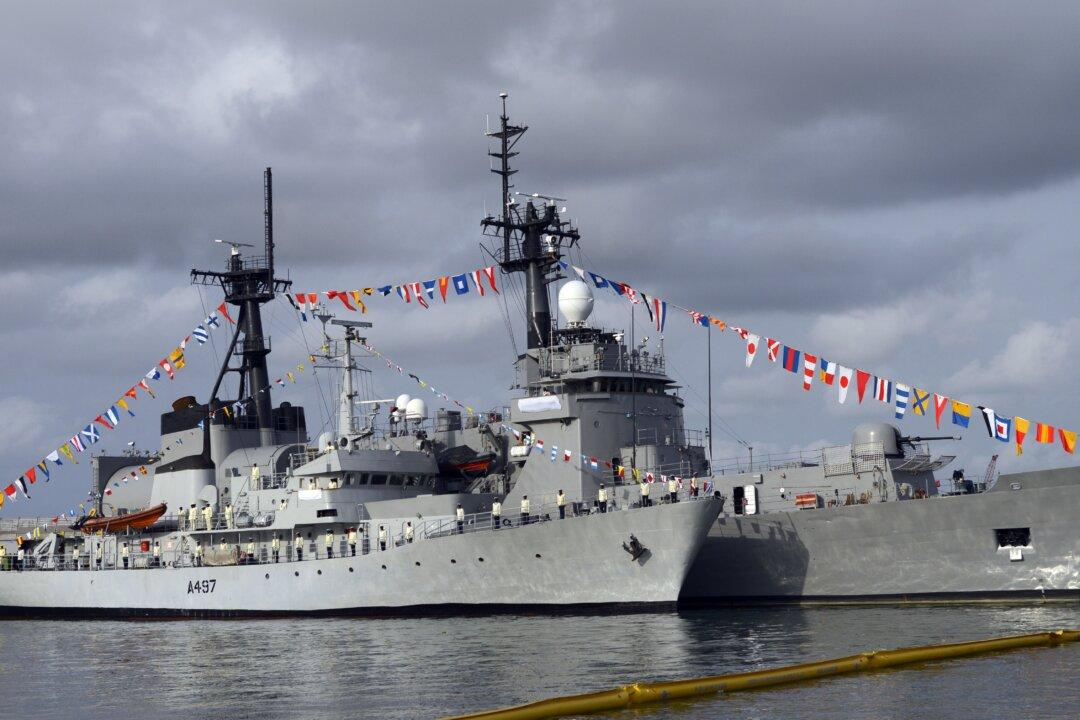 CCP Propaganda: ‘China Builds, US Bombs’