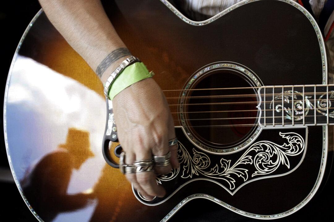 Iconic Singer/Songwriter and Actor Ed Bruce Dead at 81