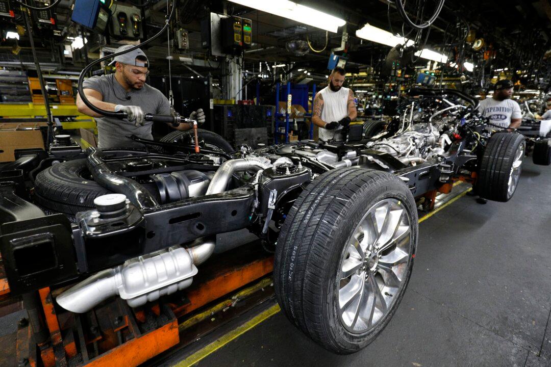 Unemployment Rate Falls to Lowest in 18 Years, 2nd Lowest Since 1960s