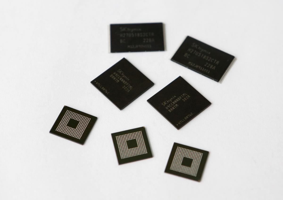 US Chipmakers May Give Clues on China Hazard