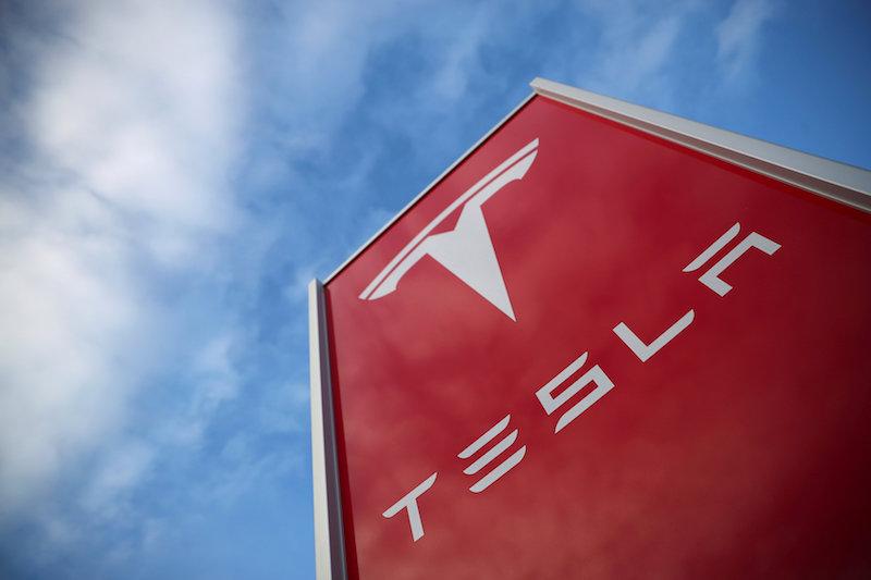 Tesla Settles Class Action Lawsuit Over ‘Dangerous’ Autopilot System