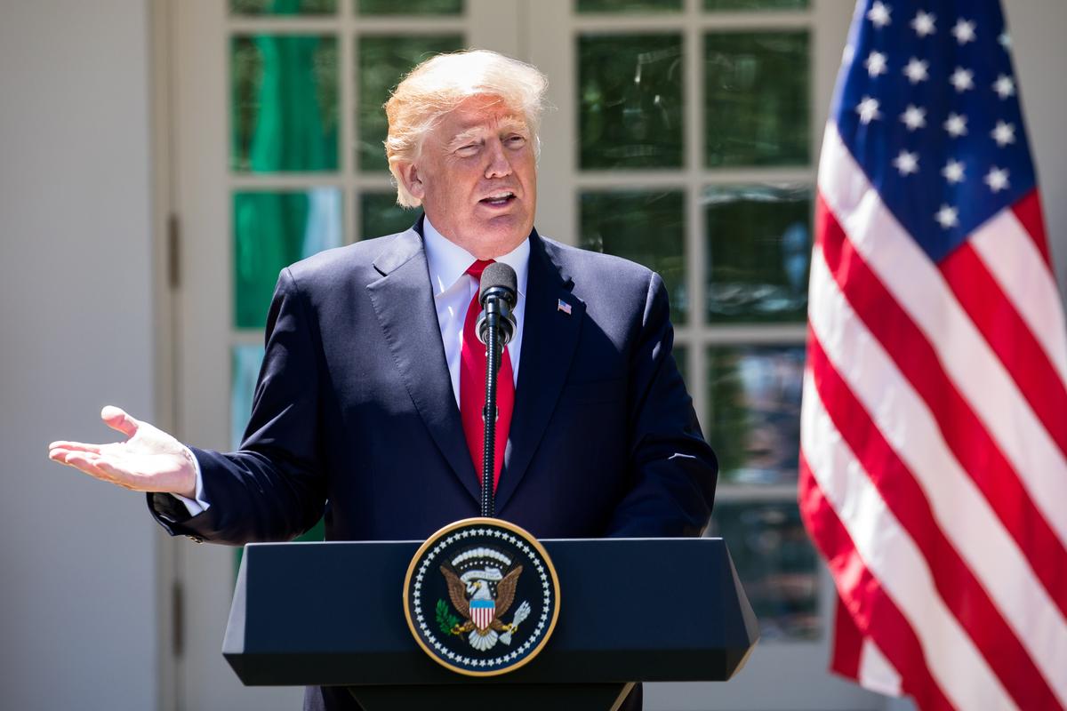 Liberals Rage at Trump Over Photo of Caged Children, But There’s a Problem