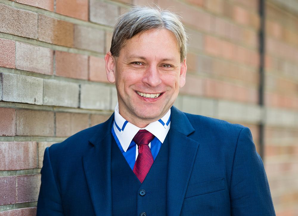 Secretary of State Candidate Vows to Clean Up California Voter Rolls