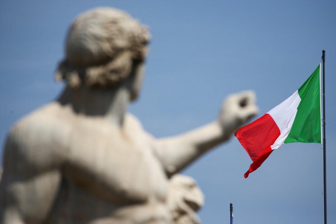 Italian Government: Leaders Reach New Deal on Coalition