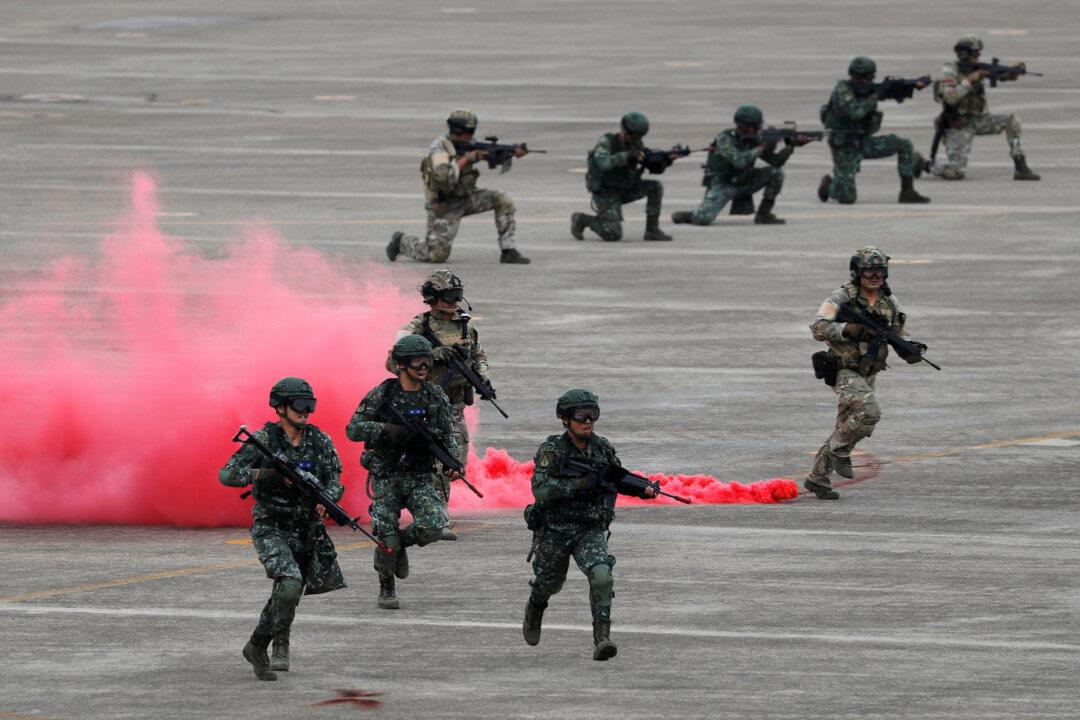 Taiwan Holds Large-Scale Military Drills Amid China Tensions