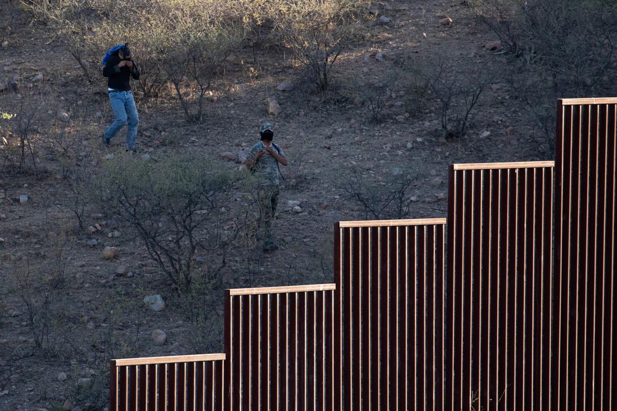 Mexican Cartels ‘Absolutely’ Control the Southwest Border, Says Sheriff