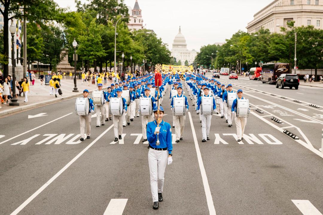 Falun Gong March in Washington Delivers Message of Hope