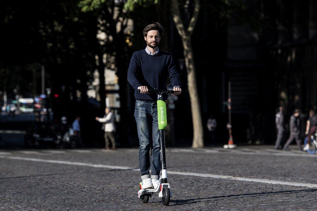 Lime Launches Electric Scooters in Paris, Targets Europe