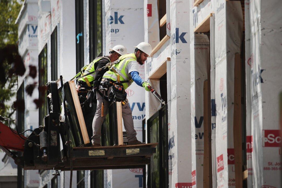 Hispanic Unemployment Drops to Historic Low