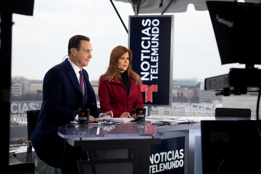 Univision and Telemundo Ignore Lowest Hispanic Unemployment on Record