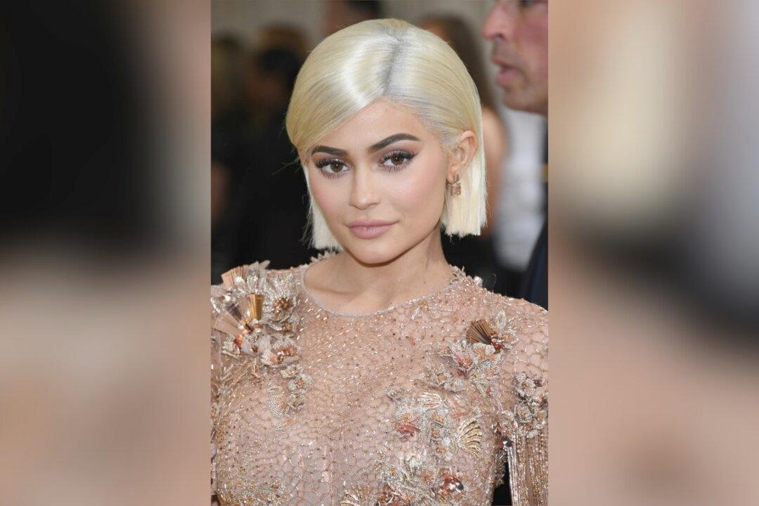 Kylie Jenner Criticized After Apparently Parking in Disabled Parking Spot