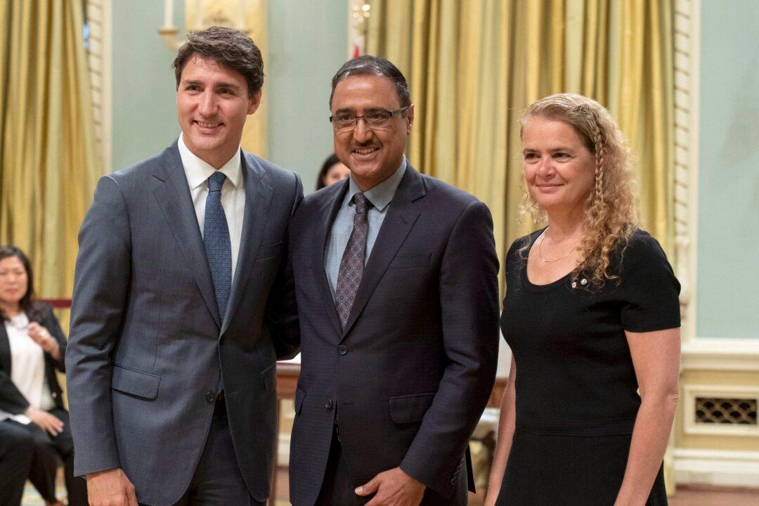 Trudeau Shuffles Familiar Faces, Adds New Ones to Expanded Cabinet