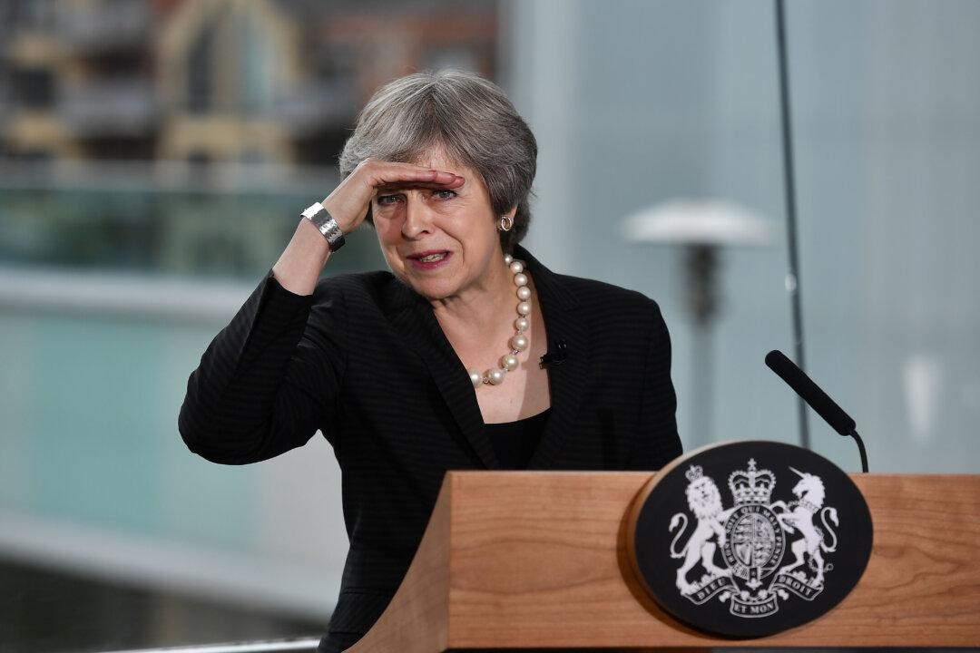 Northern Ireland Nears Recession as ‘No-Deal’ Brexit Fears and Government Crisis Take Toll