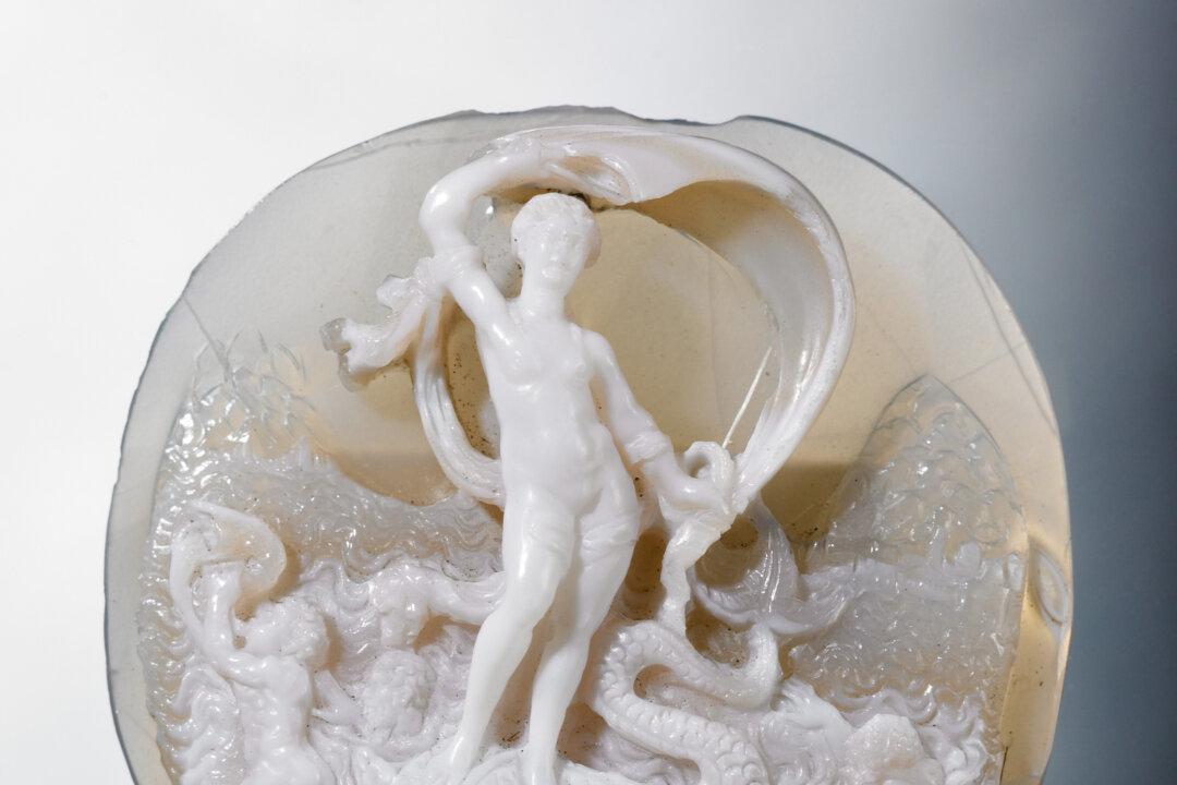 Curator’s Notes: ‘Venus Rising From the Waves,’ a 16th-Century Agate Cameo