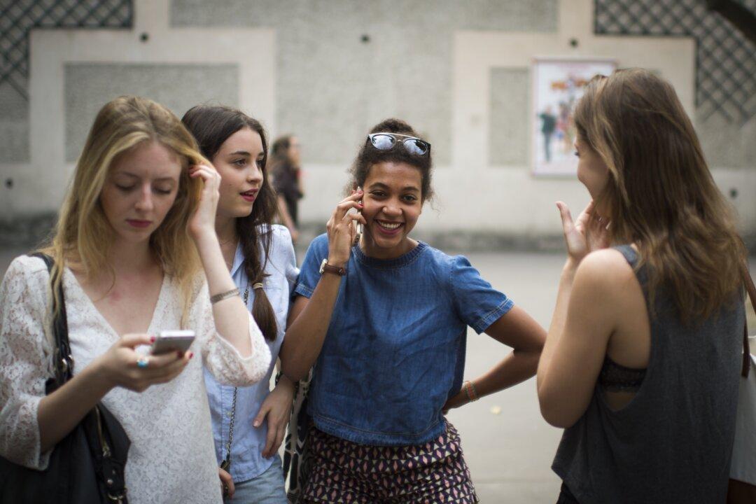 Mobile Phone Ban Working, Say School Principals