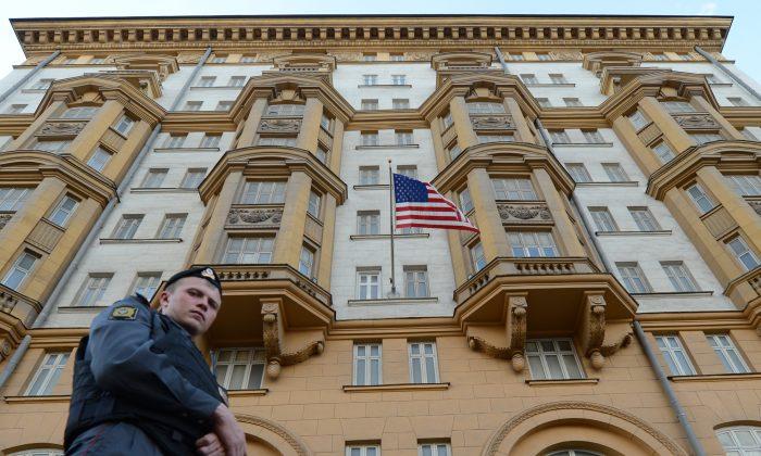 Russia Says It Will Expel 10 US Diplomats in Response to Sanctions