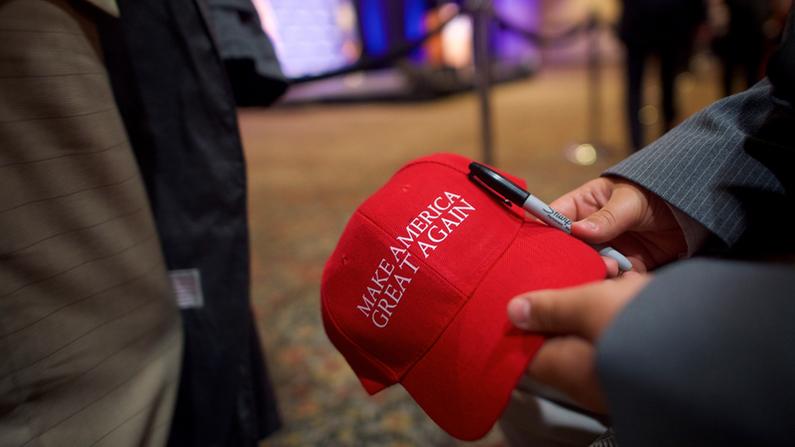 MAGA Hats, ‘Fake News’ Shirts Best-Selling Items at Newseum