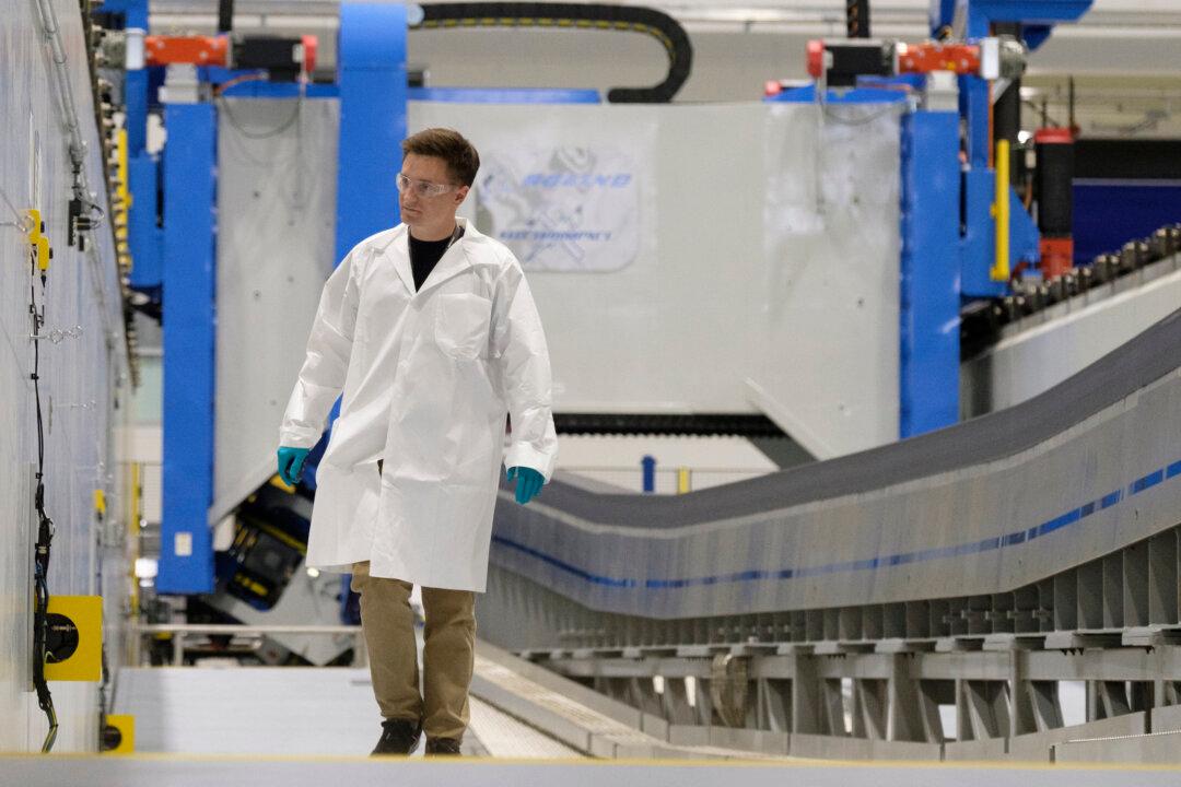 Trump’s H-1B Visa Policy Helps American Tech Workers