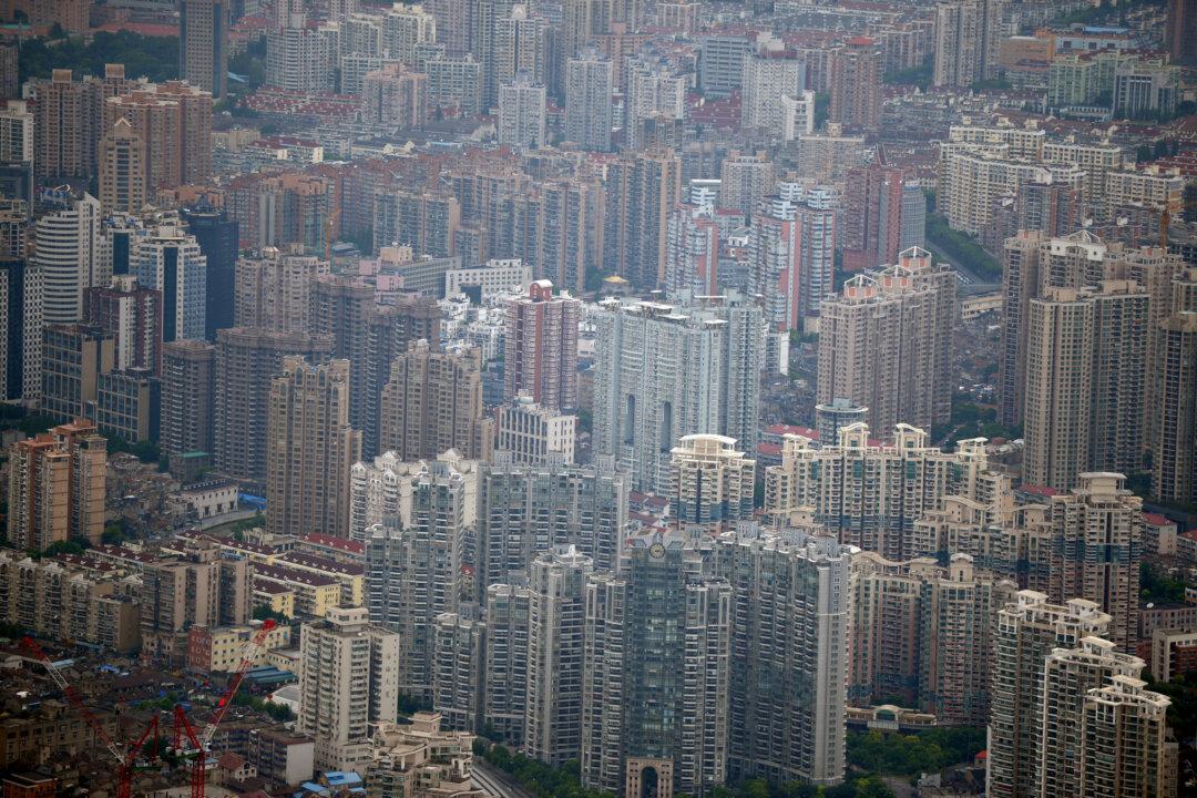 China Scrambles to Cool Overheated Real Estate Market as Housing Bubble Continues to Grow