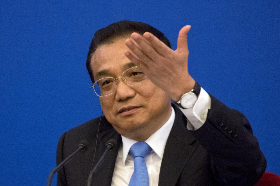 Chinese Premier Meets Business Leaders in Chengdu to Seek Support for EU–China Trade Deal