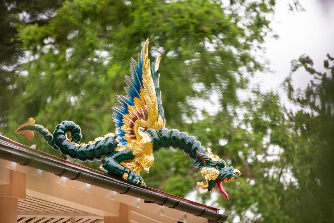 80 Dragons Return to London’s 18th-Century Pagoda