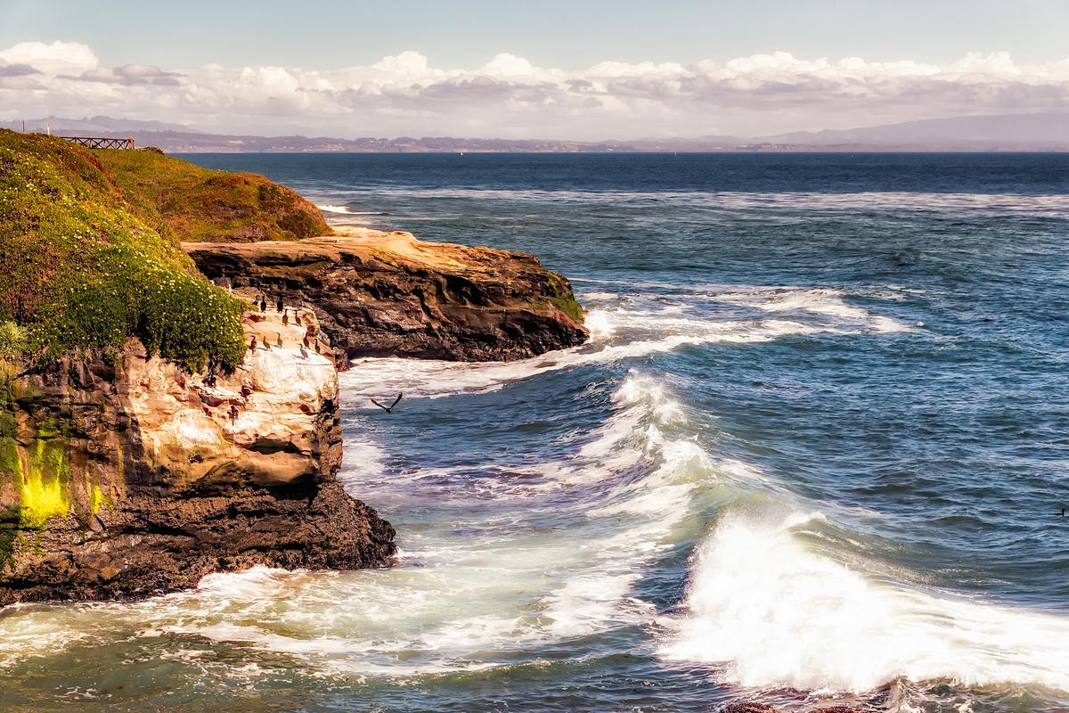 California Talk Radio Station Launches Weekly Show Critical of Chinese Communist Party