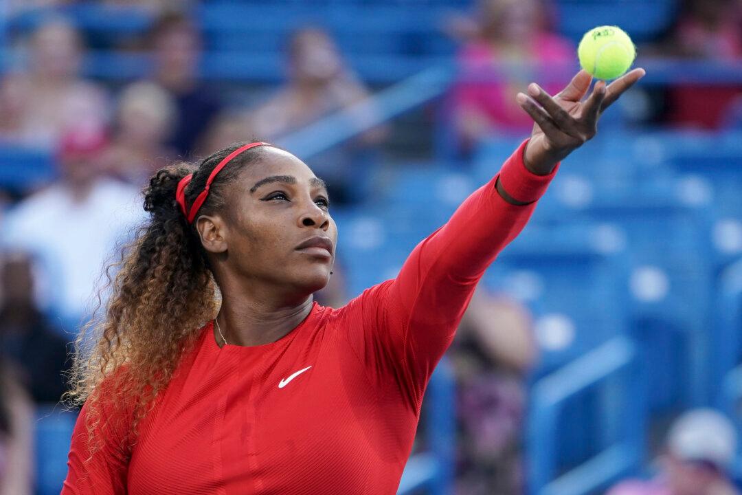 Williams Wins Cincinnati Opener; Murray First-Round Victim