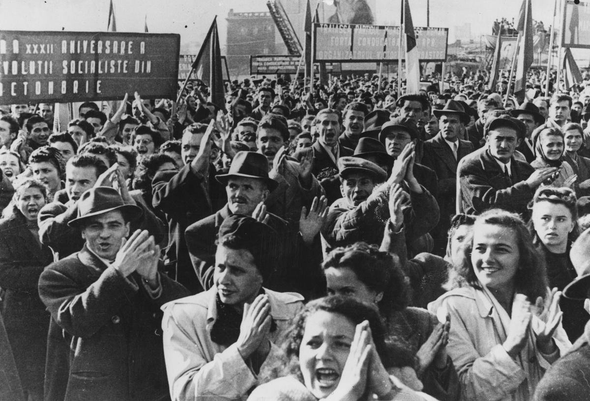 Today’s Naive Enthusiasts for Socialism Should Heed Its Reality