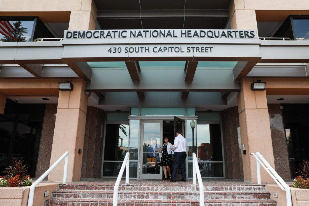 Many Unanswered Questions Remain About the DNC Server Hacking