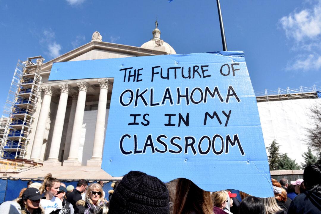 Oklahoma Starts School Year Short of Teachers Despite Pay Raise